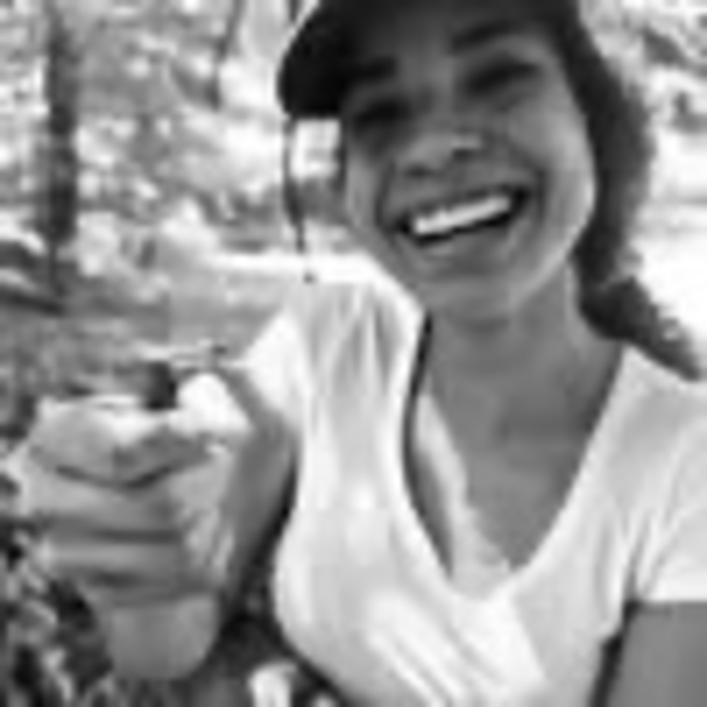 Meet your Posher, Mayara